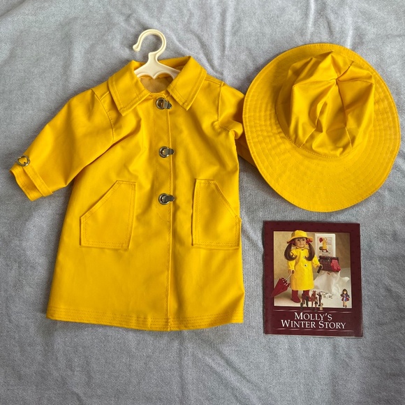 Molly McIntire Doll Raincoat - Picture 1 of 5